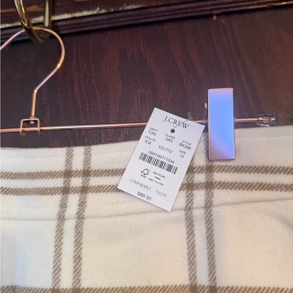 JCrew Factory Plaid Cream and Tan Women's Skirt - Picture 2 of 3